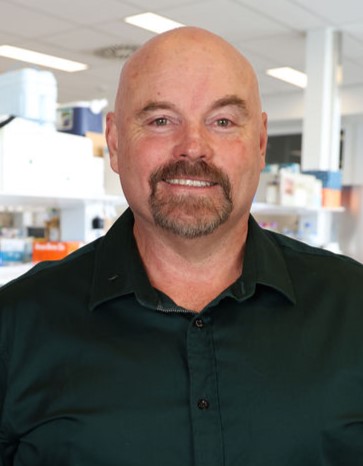 Wayne J. Hawthorne (AU)