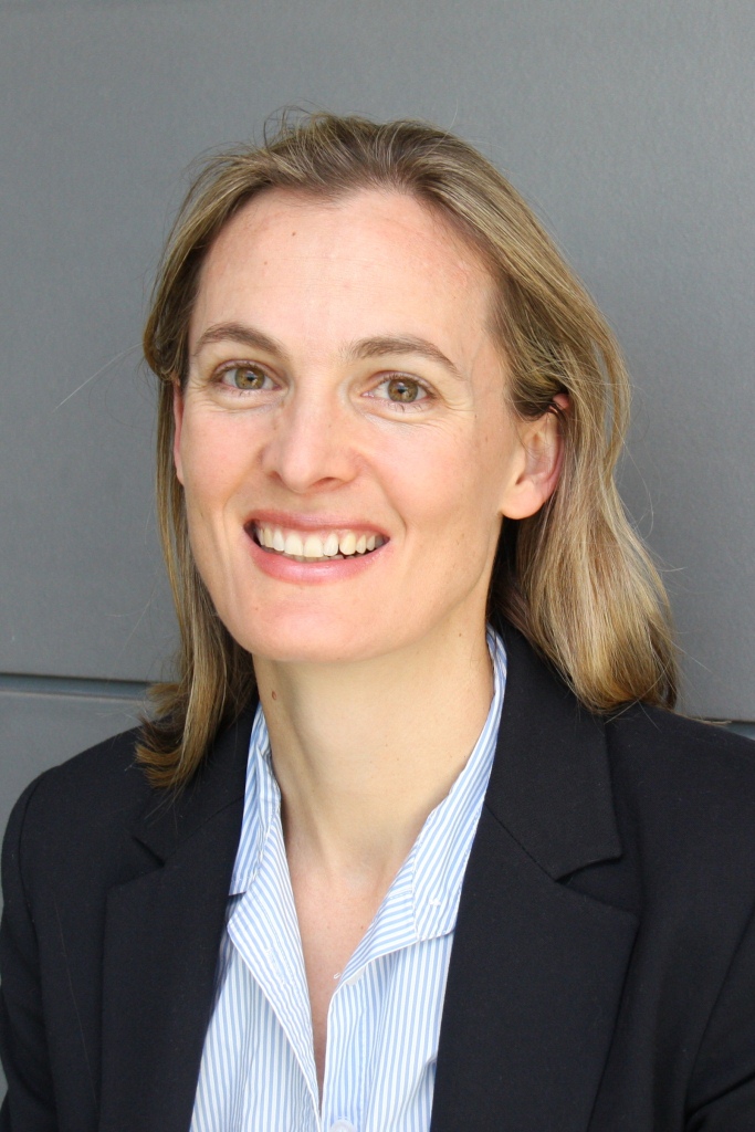 Emily Granger (AU)